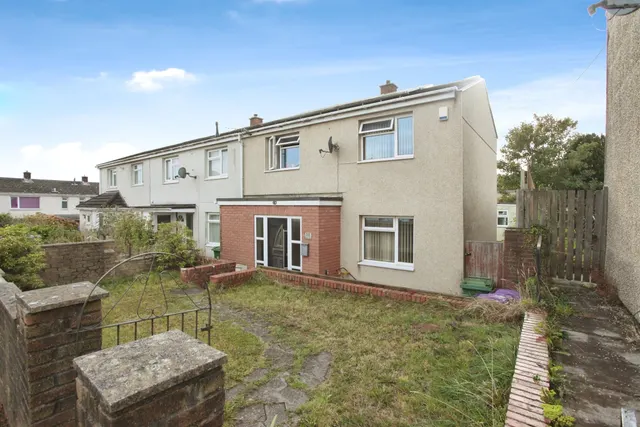 Brecon Walk, Cwmbran, NP44, photo 1