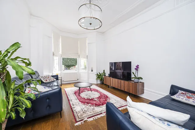 9a Bodney Road, London, photo 1