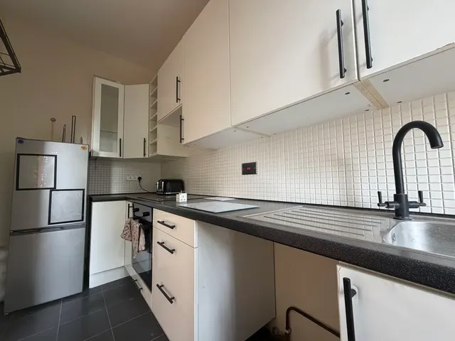 Hart Hill Drive, Luton, LU2, photo 2