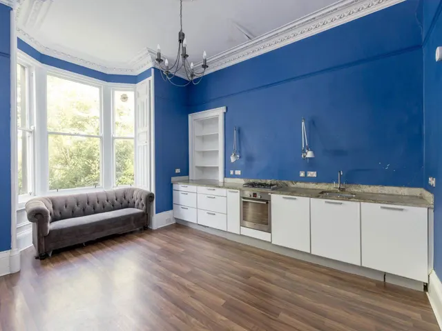 Photo 3 — Belford Terrace, West End, Edinburgh, EH4 3DQ