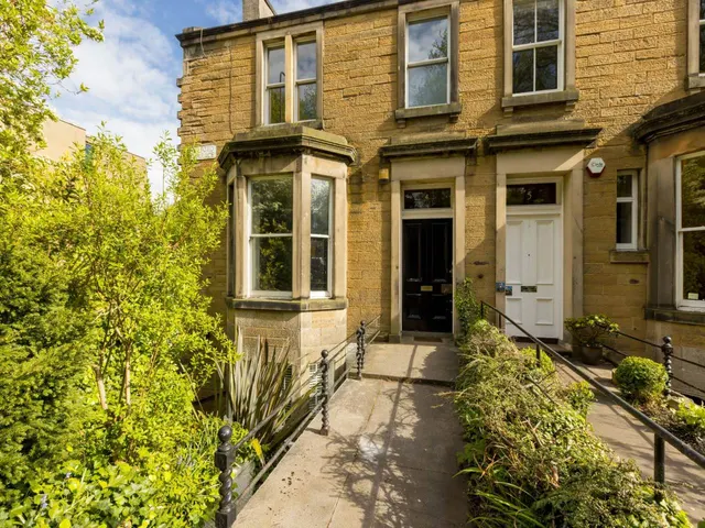 Photo 2 — Belford Terrace, West End, Edinburgh, EH4 3DQ