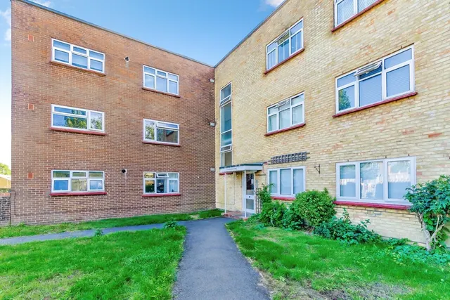 Photo 2 — Coulsdon Road, Caterham, Surrey, CR3