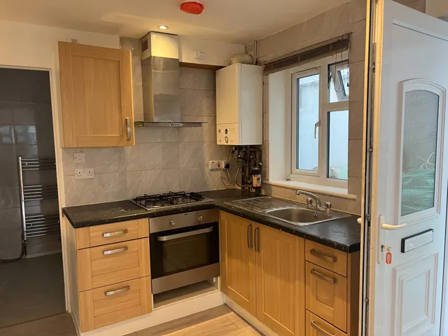 St Albans Road, Watford, WD24, photo 3