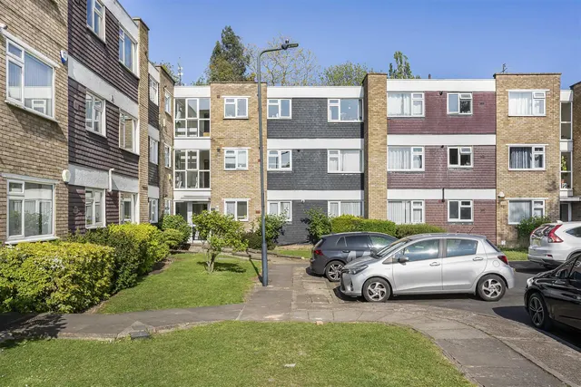 Thomas A Beckett Close, Wembley, HA0, photo 1
