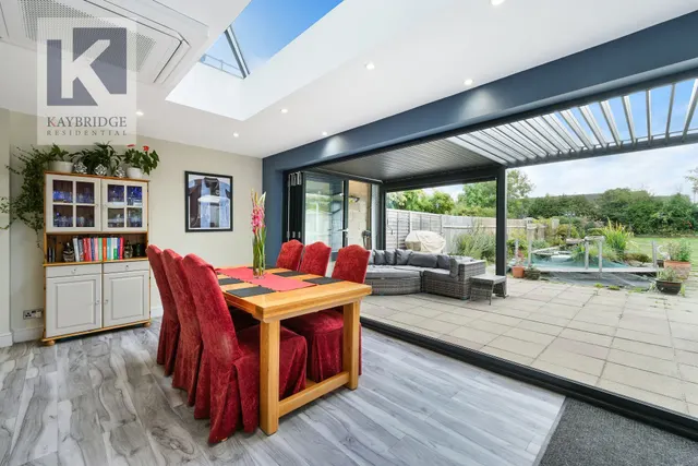 Ruxley Lane, Epsom, KT19, photo 3