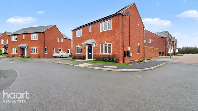 Kensington Close, Stratford-Upon-Avon, CV37, photo 3