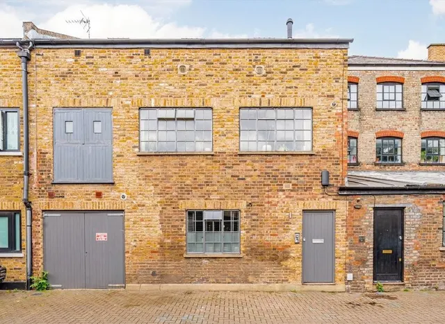 Orleston Mews, Holloway, N7, photo 1
