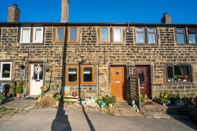 Barracks Fold, Hepworth, photo 1