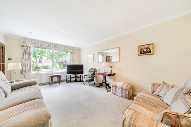 Photo 2 — Craven Road, Orpington, BR6