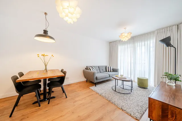 Leathermarket Court, SE1, photo 1