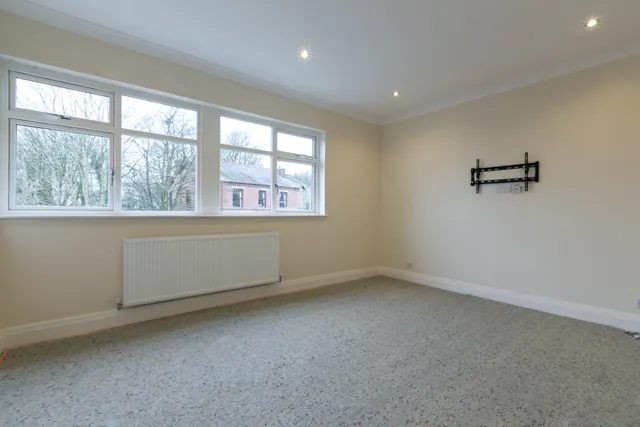 Haigh Road, Aspull, WN2, photo 3