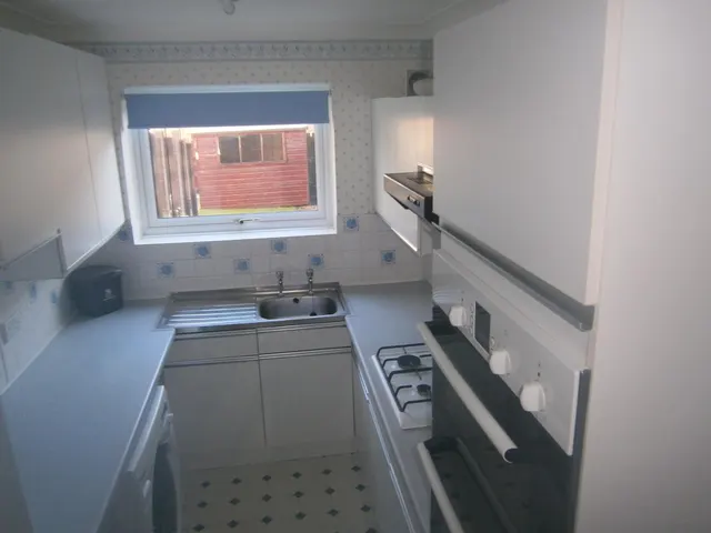 Russell Drive, Stanpit, BH23, photo 2