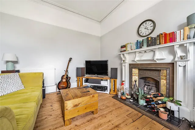 Photo 2 — Leicester Road, Barnet, EN5 5DA
