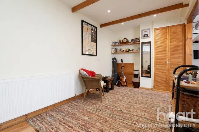 Daniells, Welwyn Garden City, AL7, photo 3