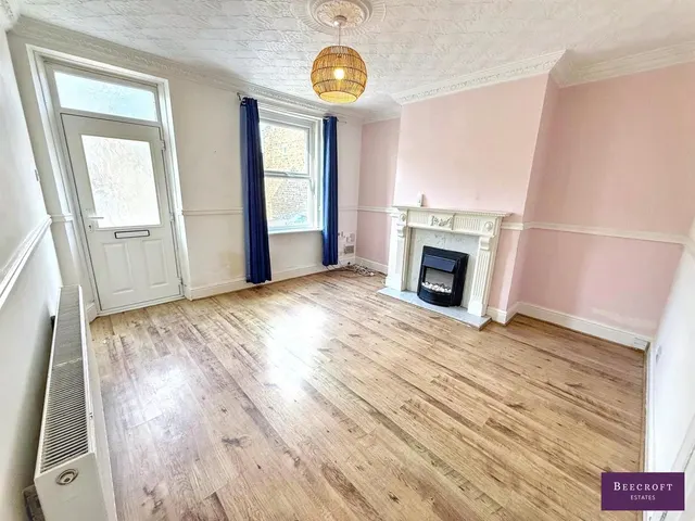 High Street, Worsbrough, photo 3