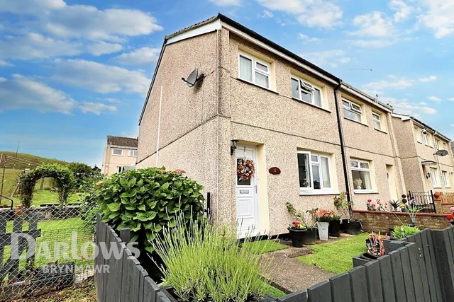Brynawelon, Nantyglo, photo 1
