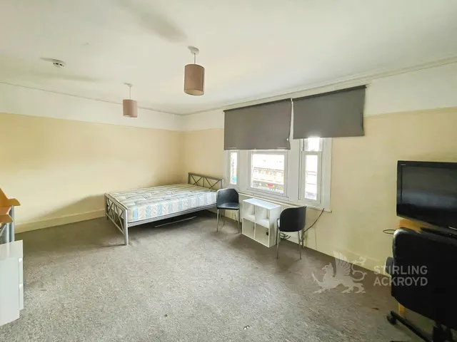 Ewell Road, Surbiton, KT6, photo 2