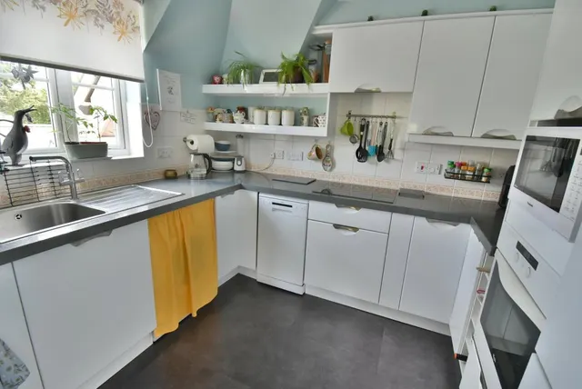 Pegasus Lodge, BH22, photo 2