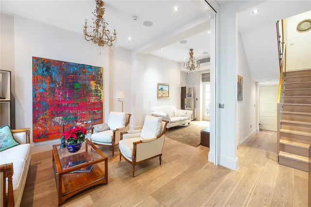 Warwick Way, Pimlico, London, SW1V, photo 1
