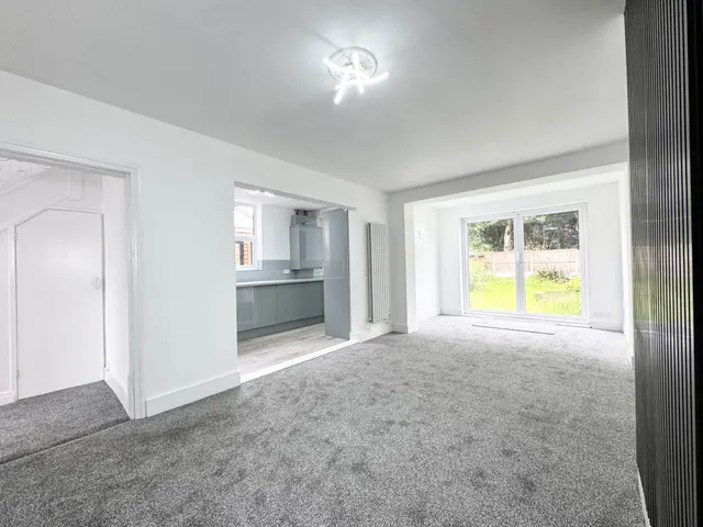 St. Georges Avenue, Windle, photo 3