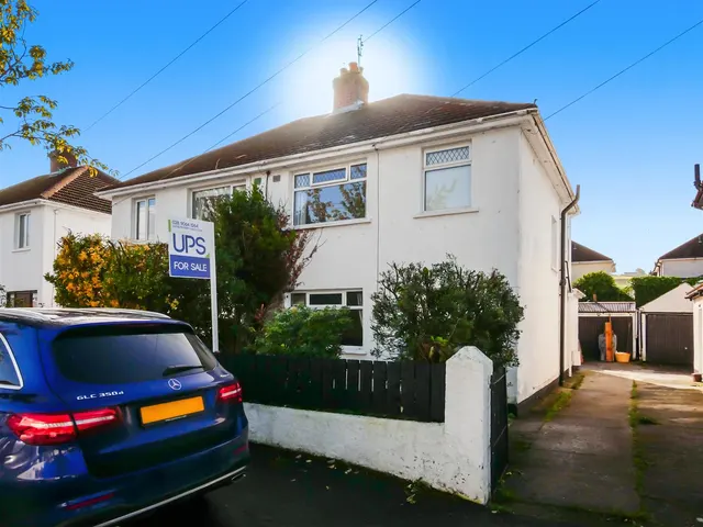 Stirling Road, Cregagh, BT6, photo 1