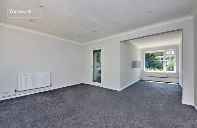 Photo 3 — Devonshire Avenue, Sutton, SM2