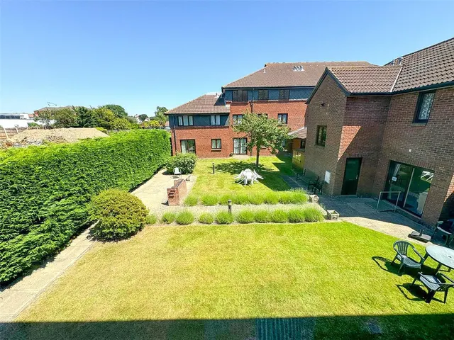 Imperial Avenue, Westcliff-on-Sea, Essex, SS0, photo 1