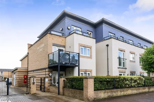 Hall Lane, Chingford, E4, photo 1