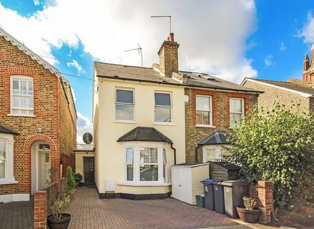 Gibbon Road, Kingston Upon Thames, KT2, photo 1