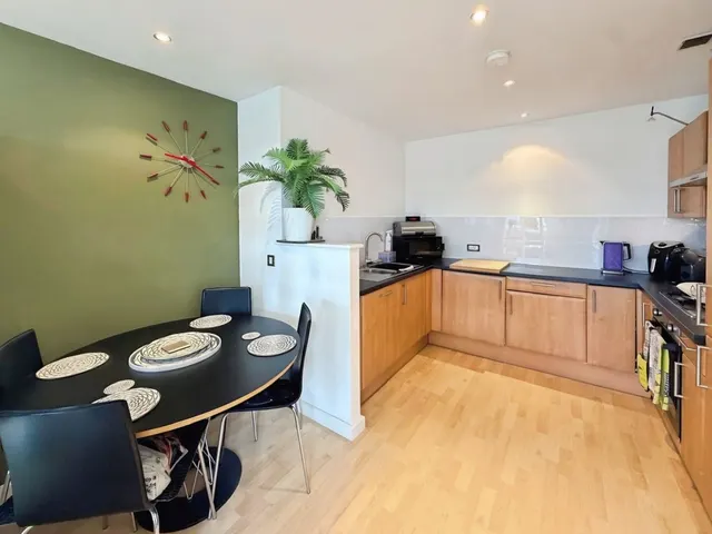Balmoral Place, Brewery Wharf, LS10, photo 3