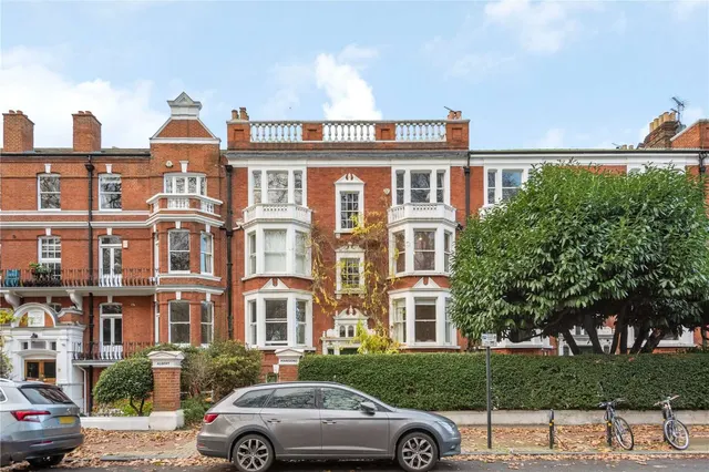 Photo 3 — Albert Bridge Road, London, SW11 4QB