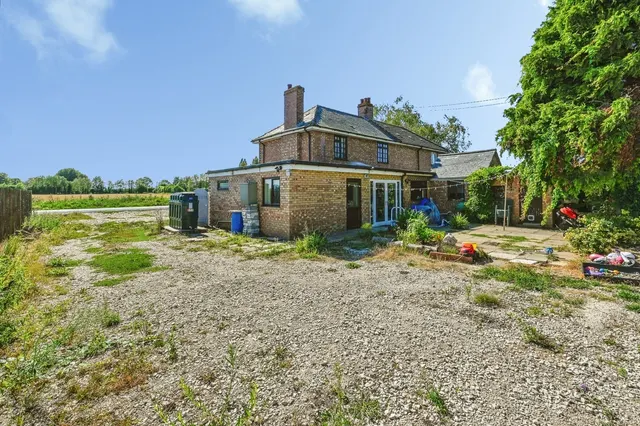 Photo 2 — Glenfield Close, Outwell, Wisbech, Norfolk, PE14