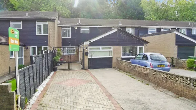 Woodlands Park Drive, Cardiff, CF5, photo 1