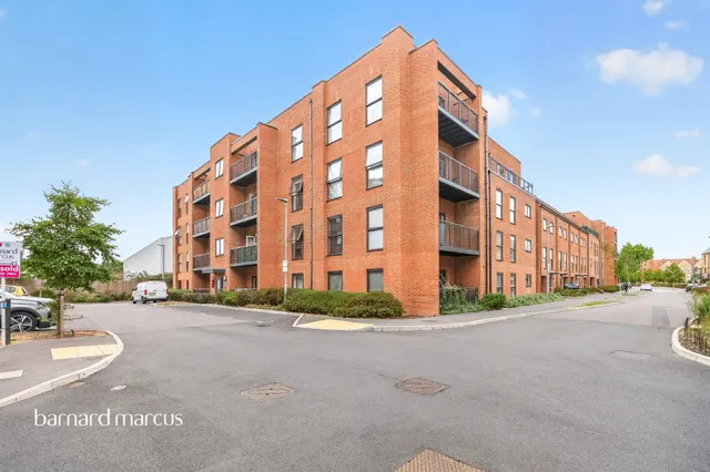 Rayon Close, Wallington, photo 1