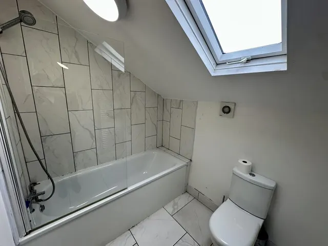 Coldcotes Avenue, Leeds, LS9, photo 3