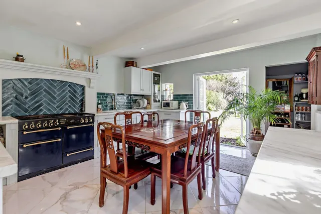 Silkmore Lane, West Horsley, KT24, photo 3