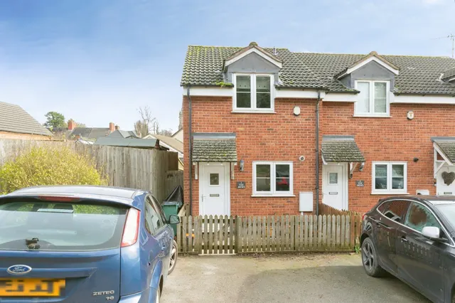 Photo 2 — The Sidings, Whetstone, Leicester