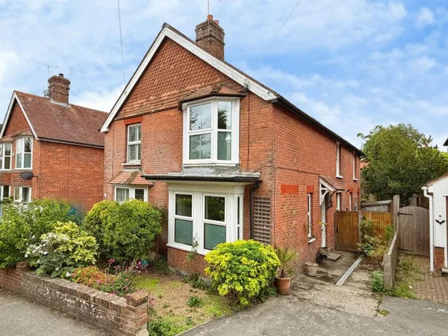 Tenterden, TN30, photo 1