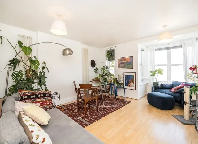 Photo 2 — Clarendon Road, Clarendon Road, W11