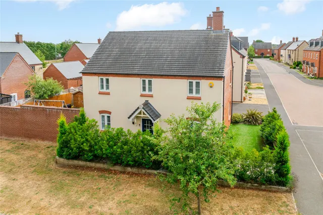 Ratcliffe Close, Old Stratford, MK19, photo 1