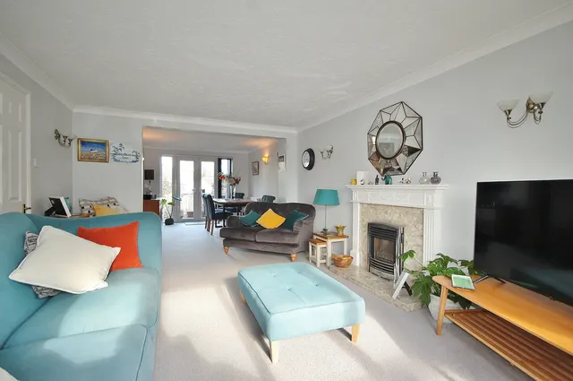 Union Way, Witney, photo 3