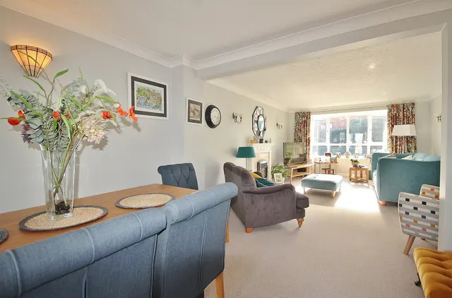 Union Way, Witney, photo 2