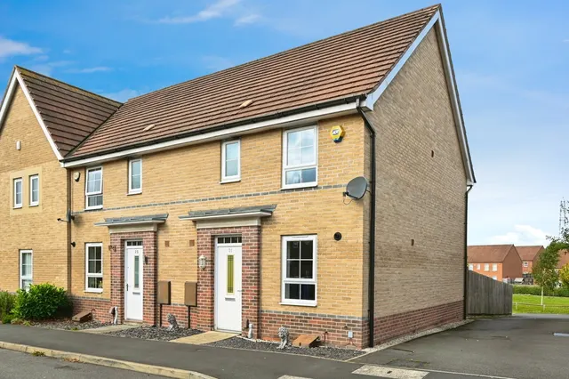 Gressingham Close, Forest Town, Mansfield, Nottinghamshire, NG19, photo 1