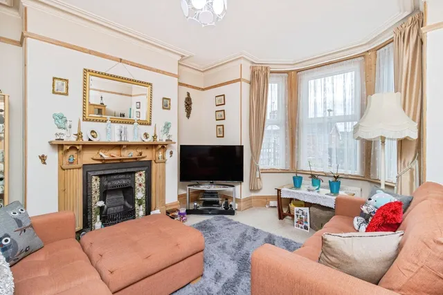 Abbotsbury Road, Newton Abbot, TQ12, photo 3