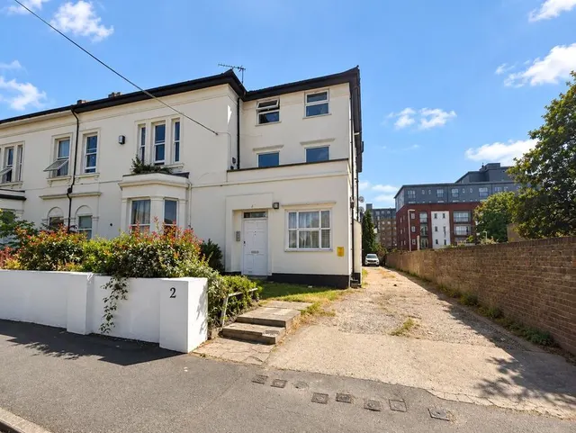 Belmont Road, Wallington, SM6, photo 1