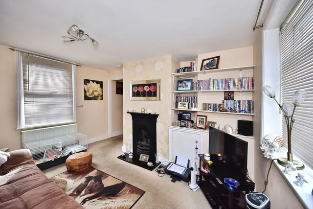Barden Road, Tonbridge, TN9, photo 2