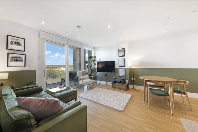 Brixton Hill, SW2, photo 1