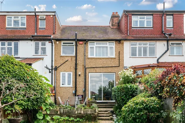 Photo 3 — Aylesford Avenue, Beckenham, BR3