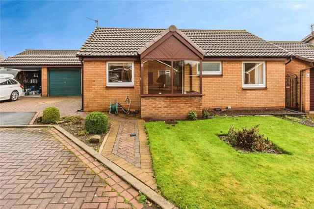 Adam Close, Cheadle Hulme, Cheadle, Greater Manchester, SK8, photo 1