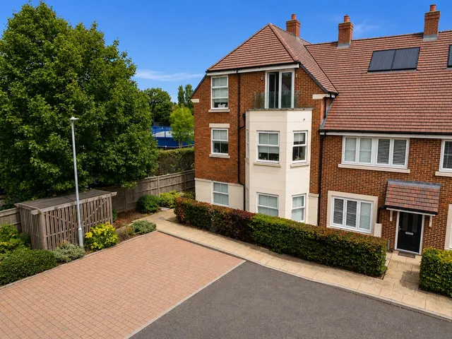 Goodearl Place, Princes Risborough, HP27, photo 1